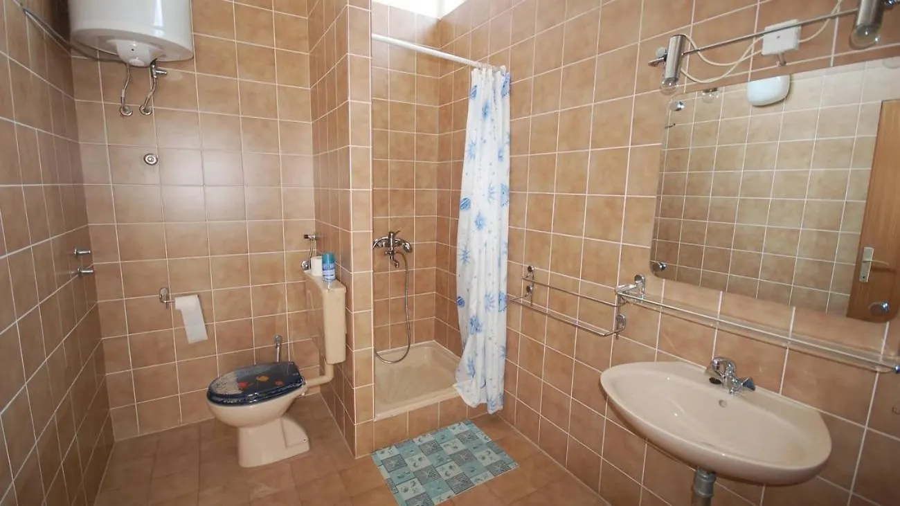 Apartments With A Parking Space Njivice, Krk - 21726 Njivice