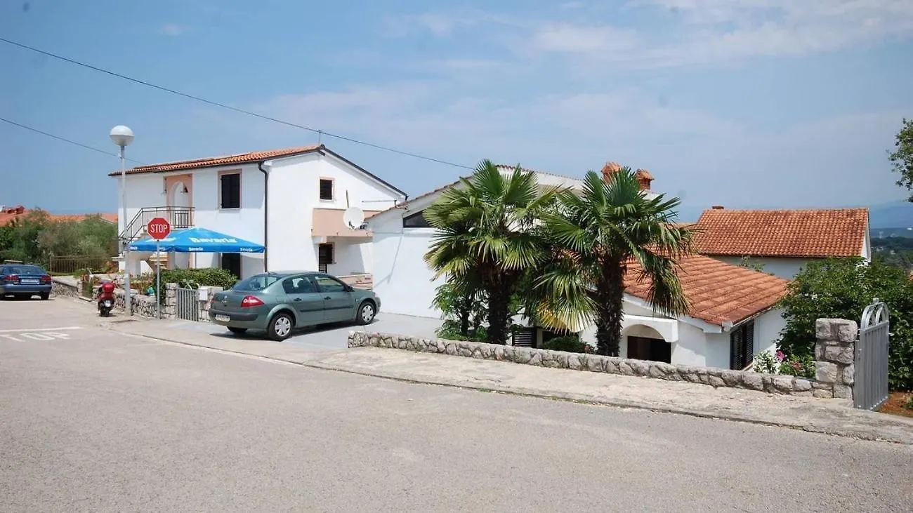 Apartments With A Parking Space Njivice, Krk - 21726 Croatia