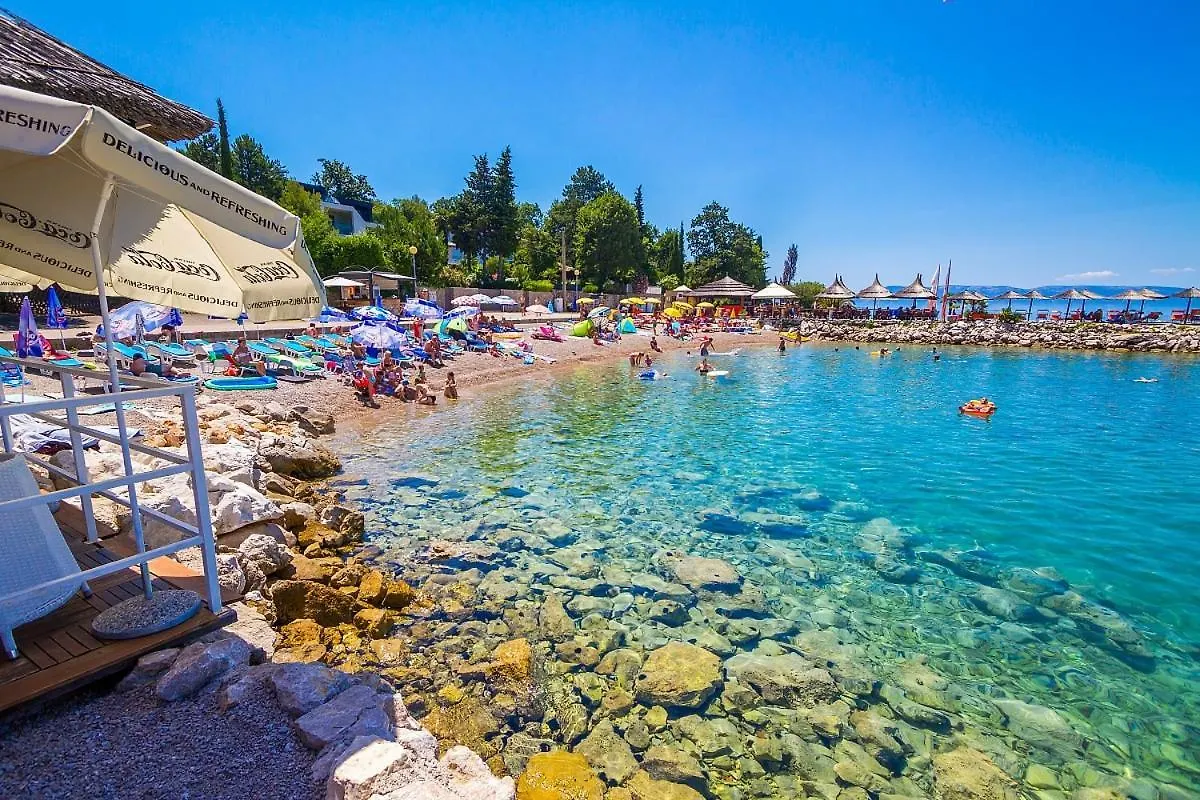 Apartments With A Parking Space Njivice, Krk - 21726 Njivice